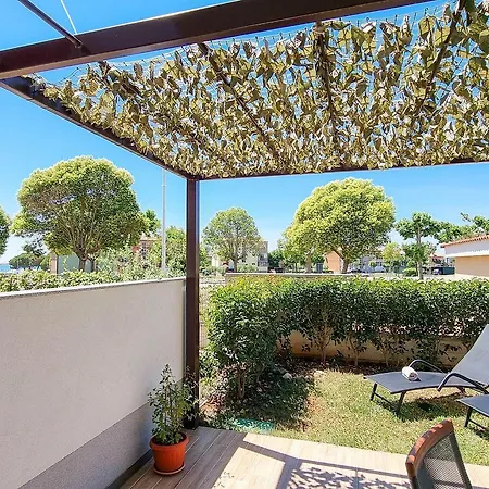 Strandnahes Mit Meerblick, Mediterranem Garten, Liegen, Waschmaschine *